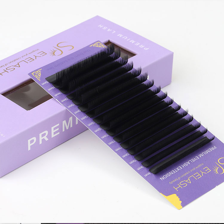 Защо руските обемни мигли са толкова популярни?